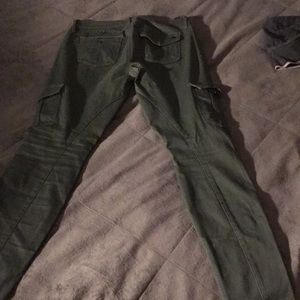 Joe’s green cargo pants